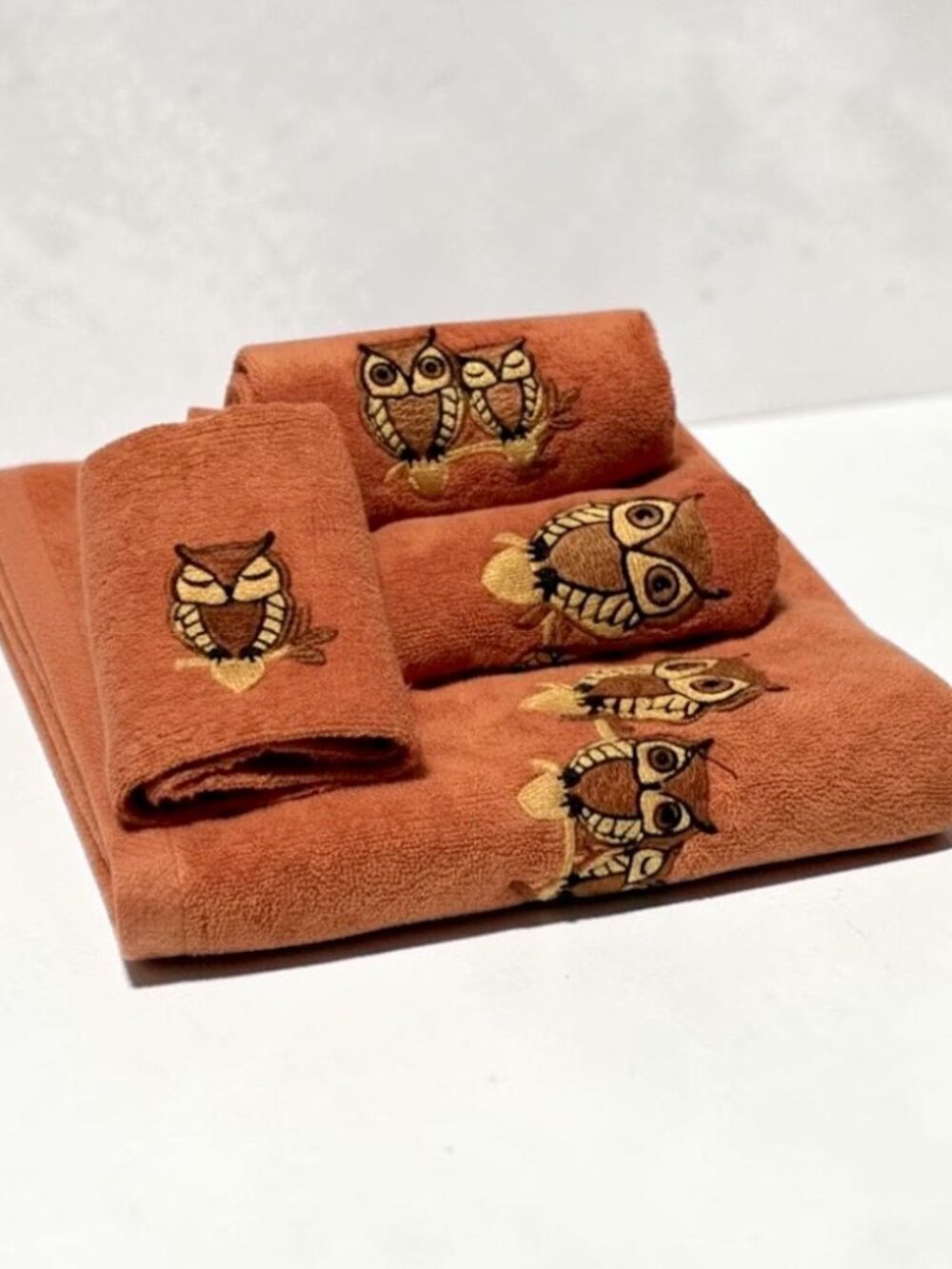Vintage 1970's 4-Piece Embroidered Owl Towels & Washcloth Set Fall Rust Colour